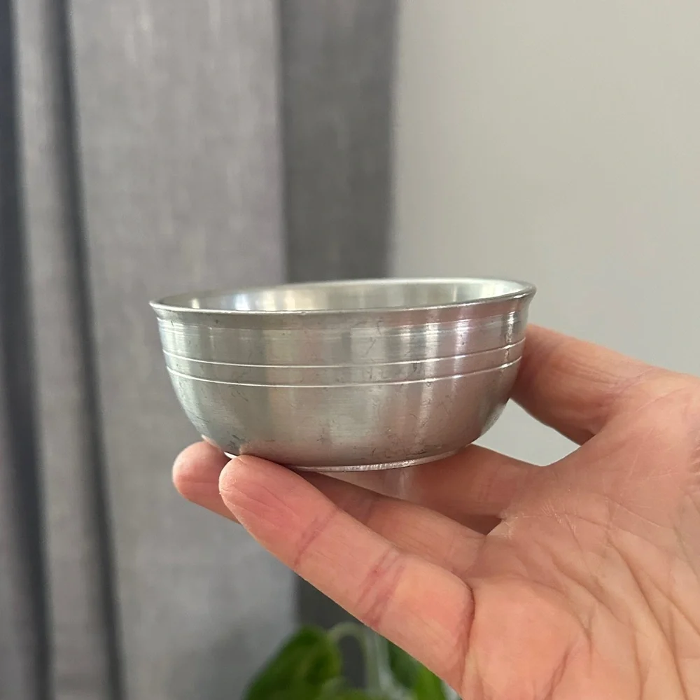 N/A elegant silver